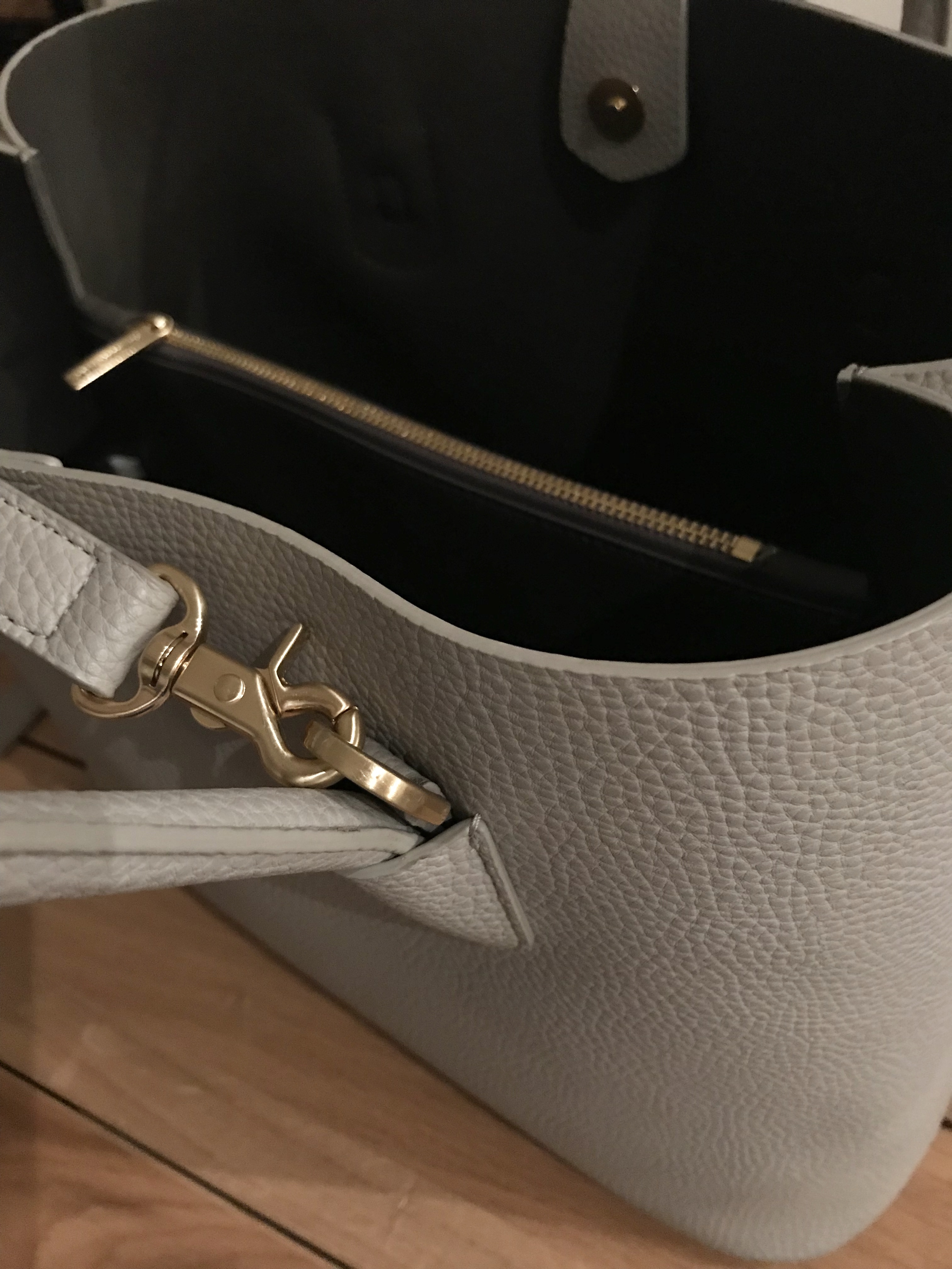 Review: Angela Roi Cher Tote